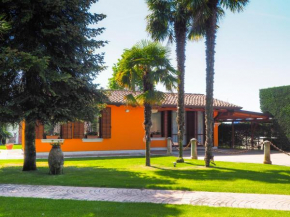 La Brigata Apartments Orange House Cavallino